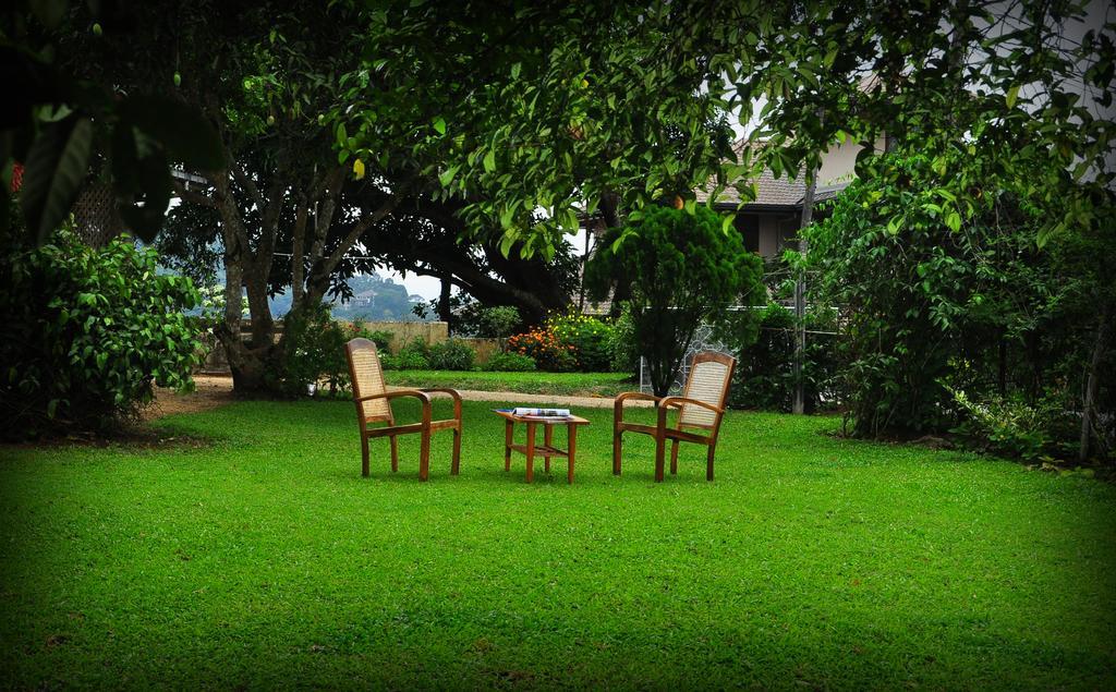 Apartamento Knight'S Heaven Kandy Exterior foto